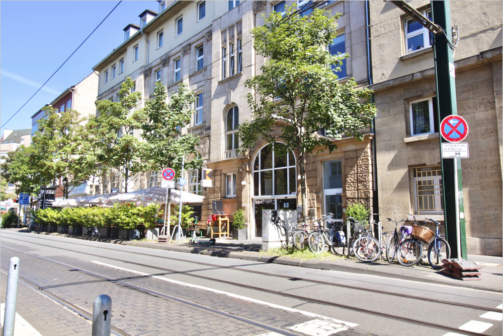 Strasse